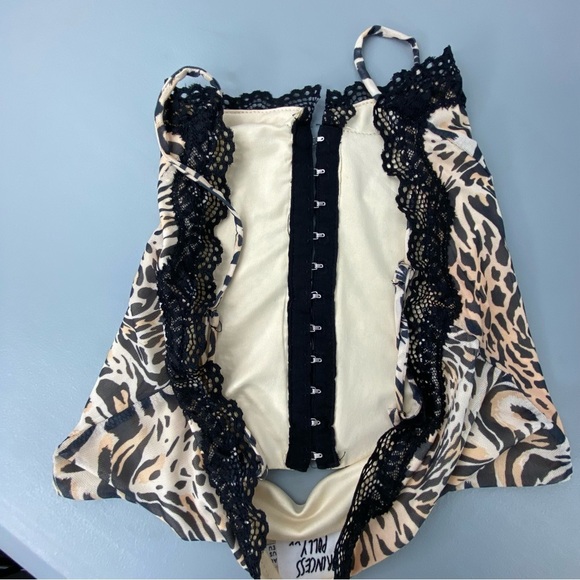 Princess Polly animal leopard print lace trim corset style lingerie top - Picture 6 of 10